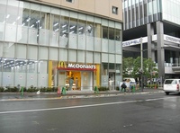 9月オープン予定のソフマップ秋葉原新本店1階にマクドナルド。場所は中央通りと神田明神通りの交差点