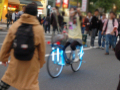 光る痛自転車で暴走、常駐集団ついに摘発!?…　11月11日のアキバの様子