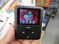 3世代目iPod nano風の格安マルチメディアプレーヤー！　内蔵メモリは8GB